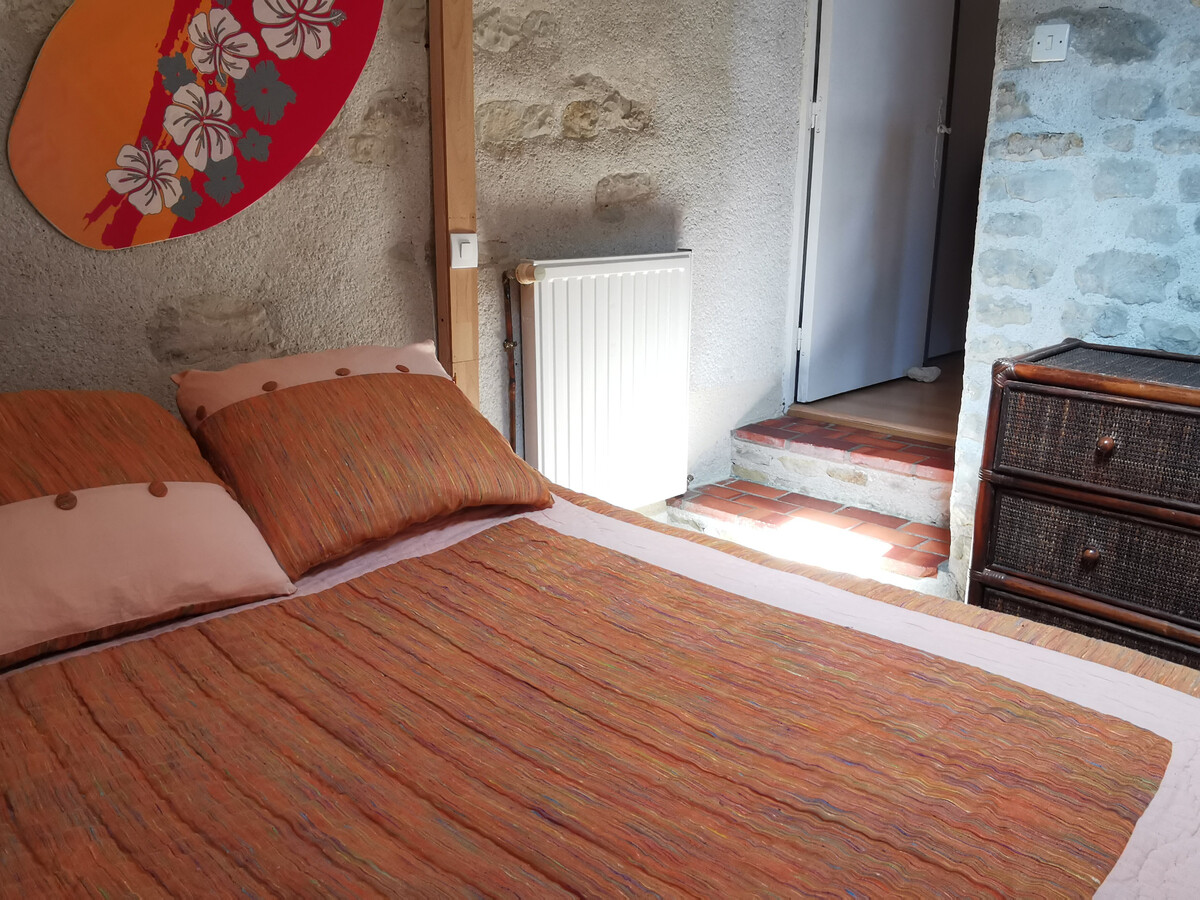Maison en pierres 6 pers, jardin et terrasse SO - Photo 19