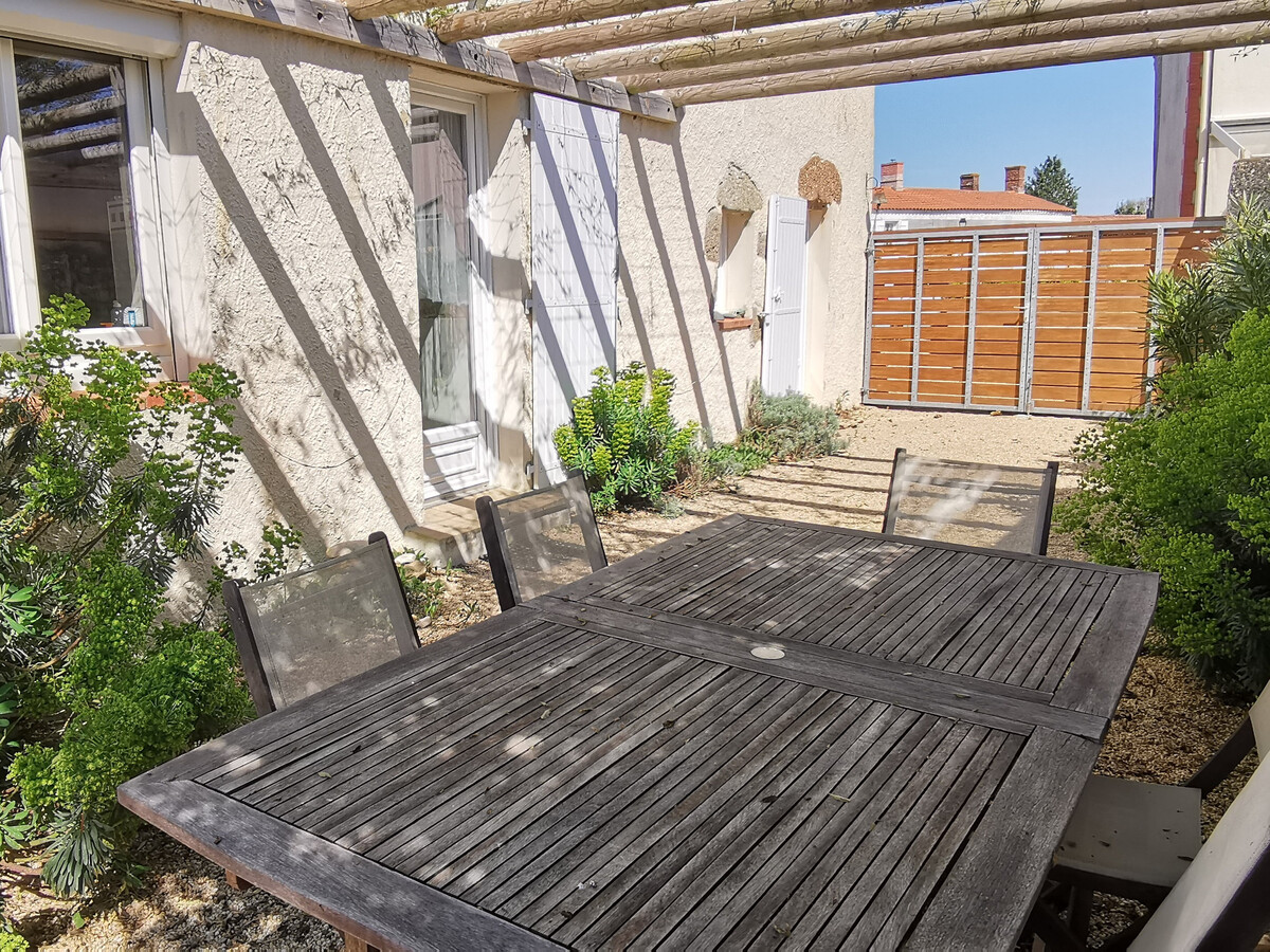 Maison en pierres 6 pers, jardin et terrasse SO - Photo 26