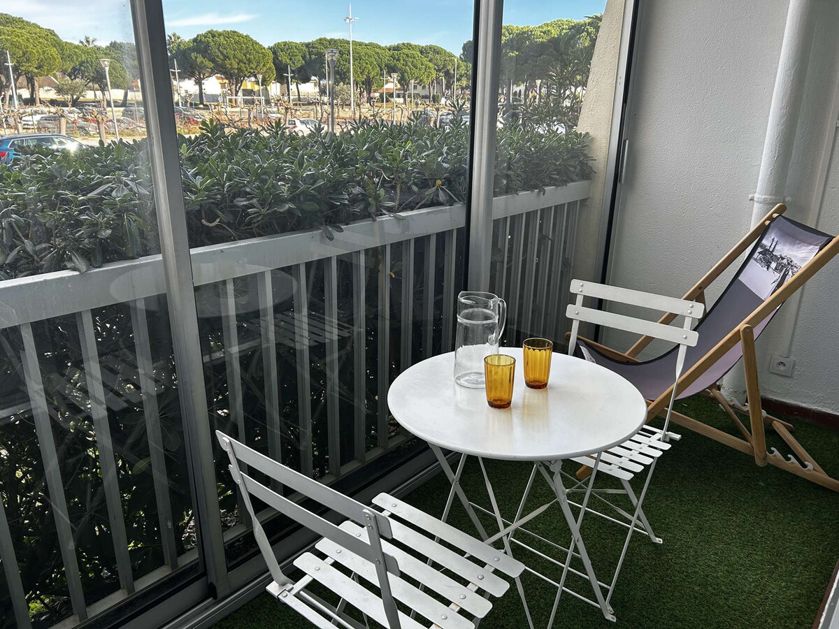 Studio cabine 4 pers Port Camargue, terrasse et parking - Photo 1