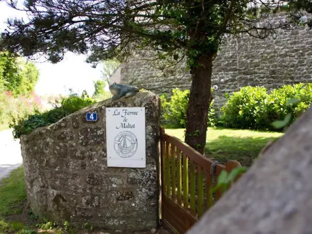 Maison historique en Normandie, plage à 500 m – Réville : photo 14