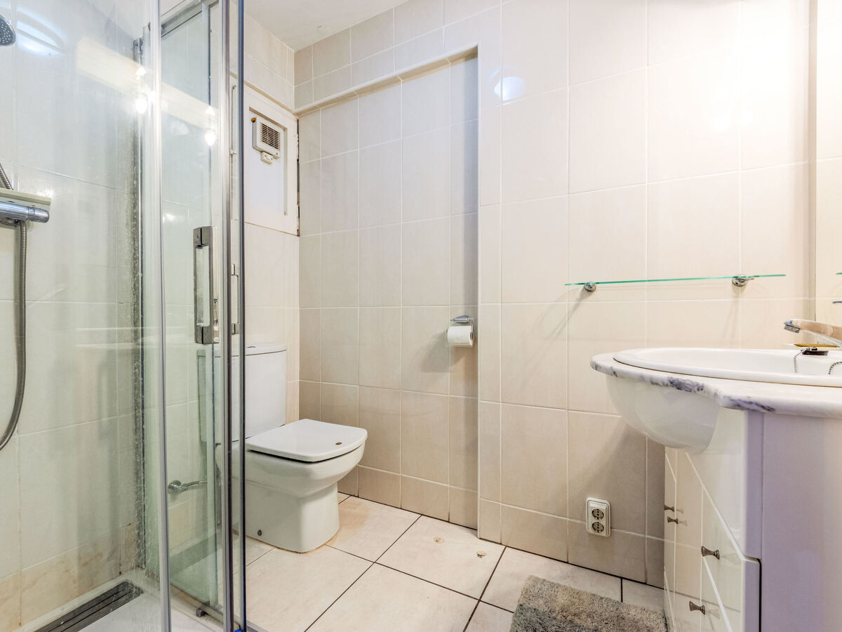 Pompeyo II – Appartement 80 m² à 350 m de la plage - Photo 21