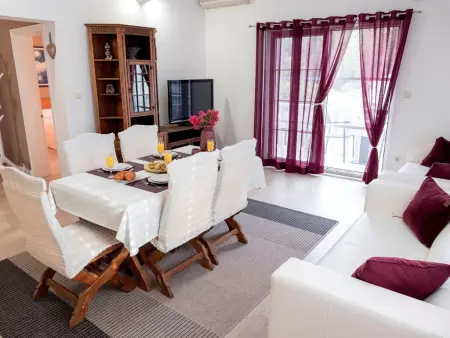 Maison Solo : 10 chambres, piscine et vue lac à Ploče : photo 7