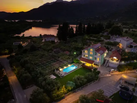 Maison Solo : 10 chambres, piscine et vue lac à Ploče : photo 13