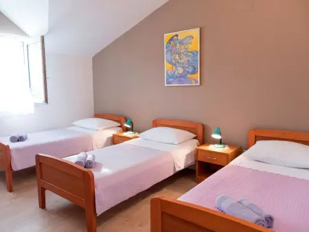 Maison Solo : 10 chambres, piscine et vue lac à Ploče : photo 24