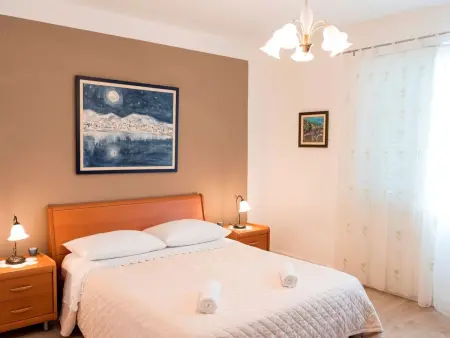 Maison Solo : 10 chambres, piscine et vue lac à Ploče : photo 25