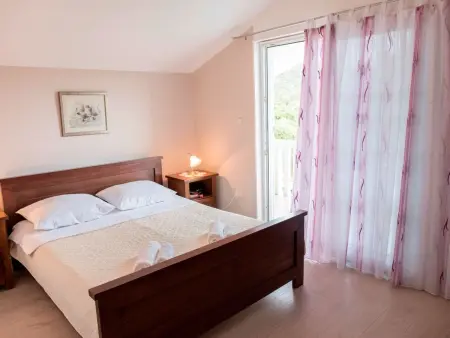 Maison Solo : 10 chambres, piscine et vue lac à Ploče : photo 27