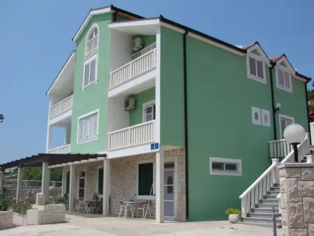 Maison Solo : 10 chambres, piscine et vue lac à Ploče : photo 35