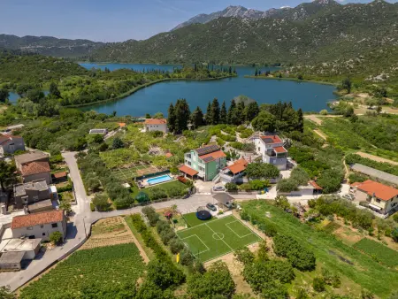 Maison Solo : 10 chambres, piscine et vue lac à Ploče : photo 36