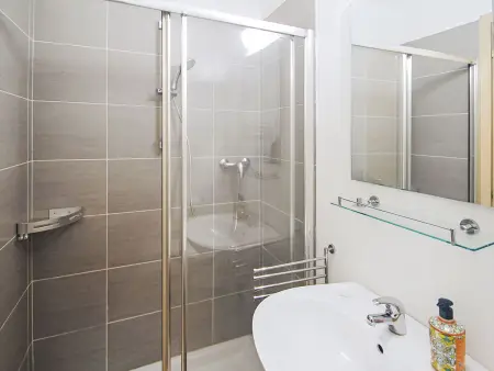 Appartement Gemme 2 pièces avec piscine à Meina : photo 16