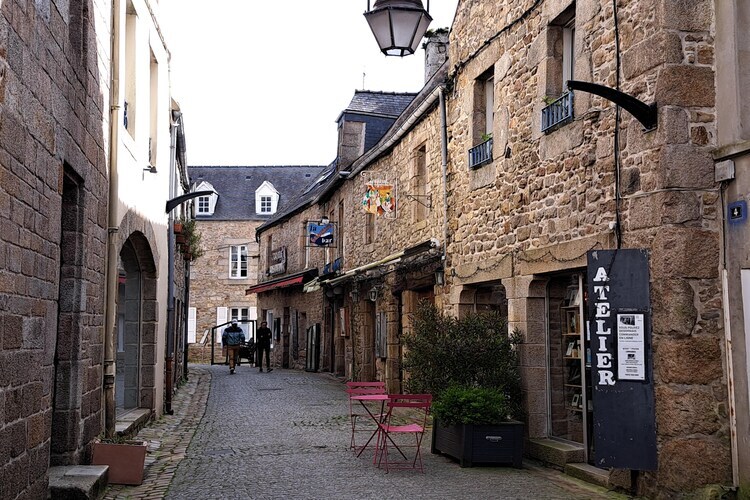 Maison indépendante Saint-Pol-de-Léon, plage à vélo - Photo 26