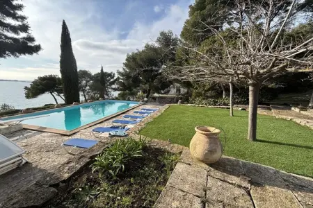 La Sauvagère, maison à 50m de la plage à Sanary : photo 12