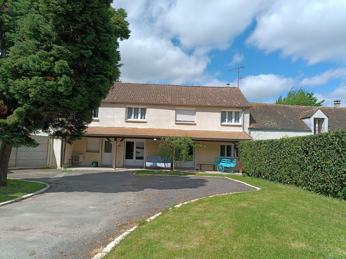 La Maison des Bouvreuils – Gîte 8 pers. Accueil Vélo - Photo 1