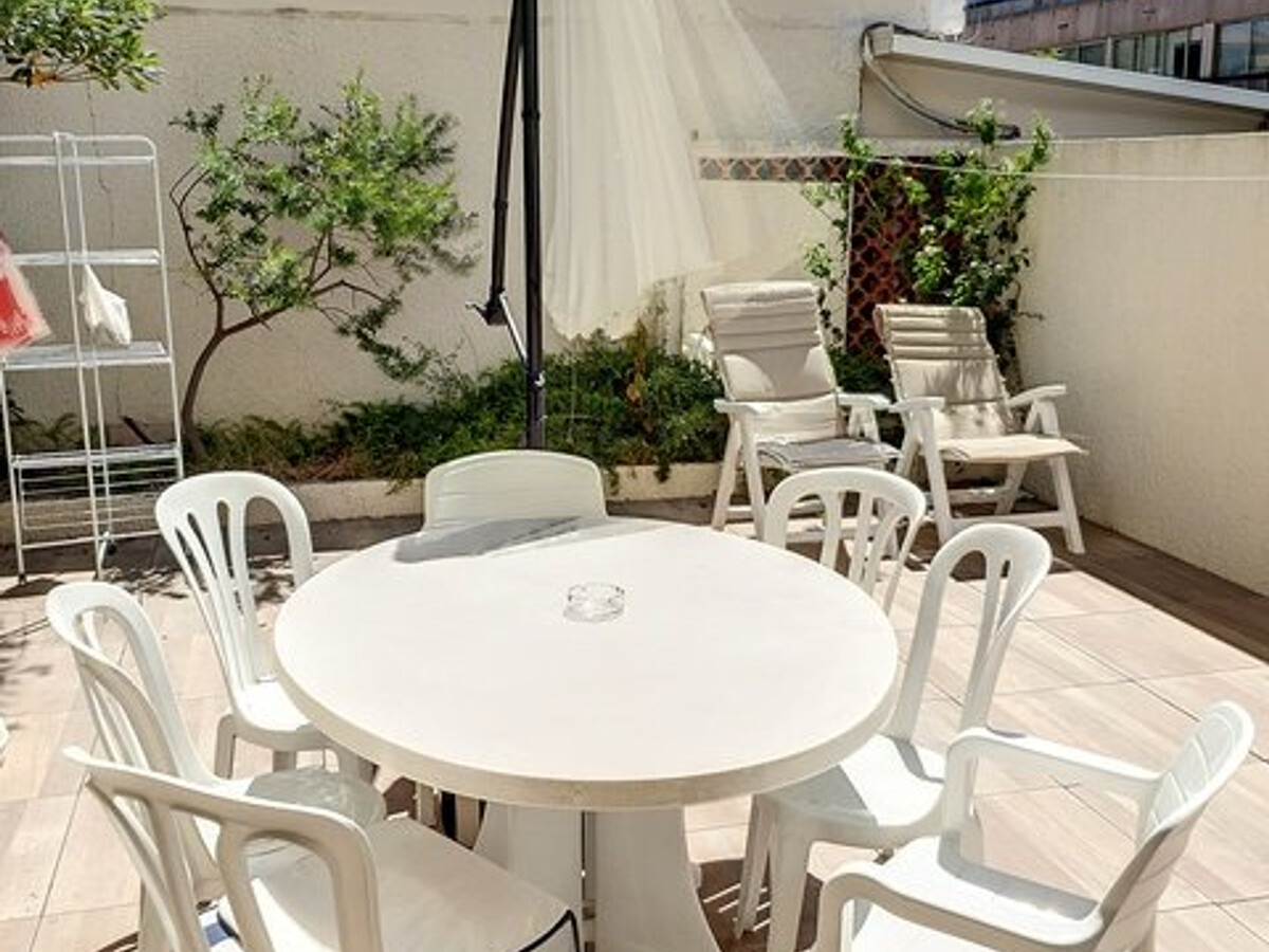 T3 climatisé Bormes-les-Mimosas, terrasse 35m², accès plage - Photo 1