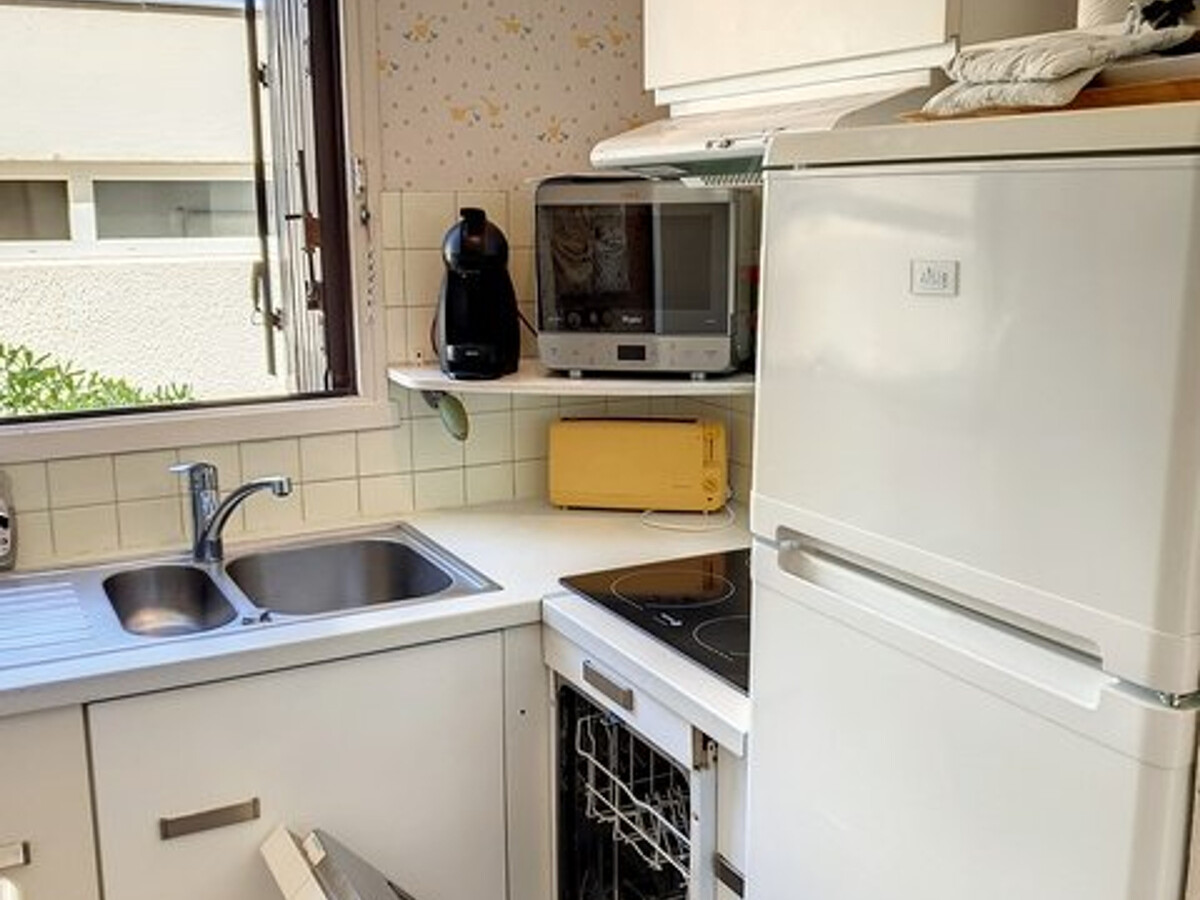 T3 climatisé Bormes-les-Mimosas, terrasse 35m², accès plage - Photo 9