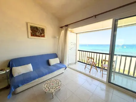 Studio mezzanine climatisé accès direct plage Port Grimaud : photo 6