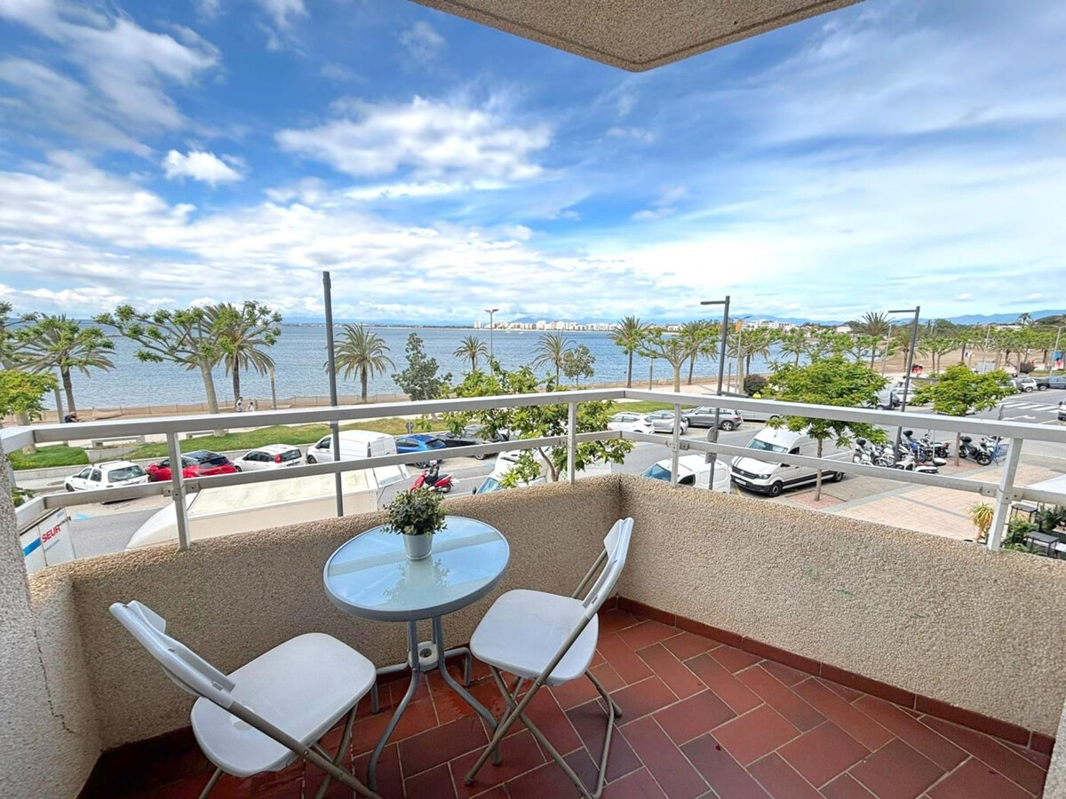 Appartement front de mer avec balcon à Roses - Photo 12