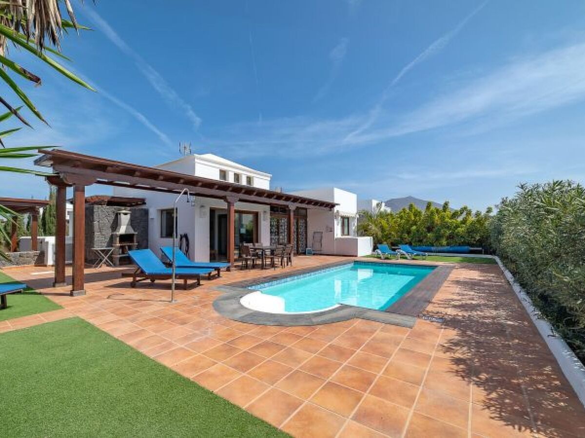 Villa Alegría – 4 chambres avec piscine chauffée à Playa Blanca - Photo 11