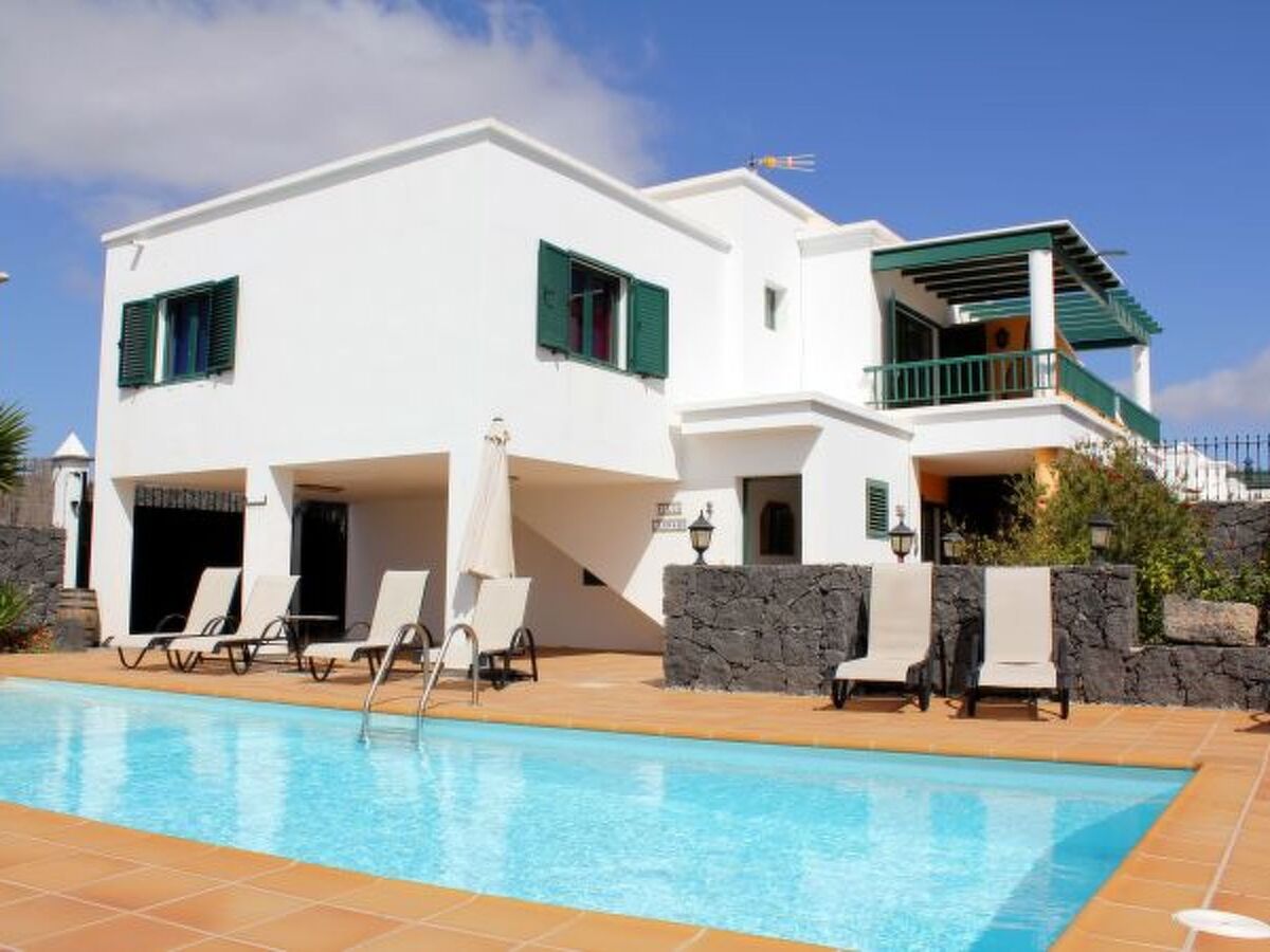 Villa Leonard, 4 chambres avec piscine chauffée à Playa Blanca - Photo 1