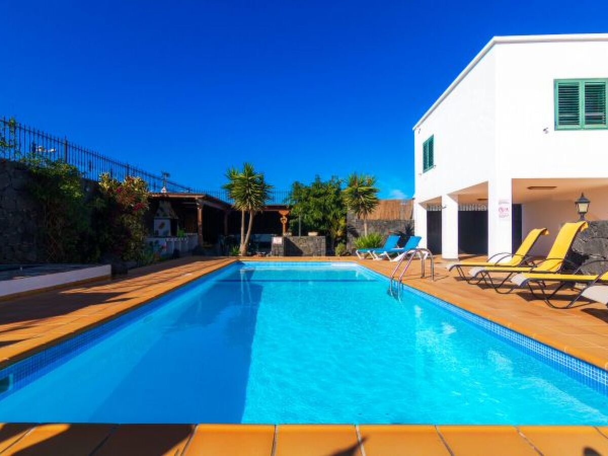 Villa Leonard, 4 chambres avec piscine chauffée à Playa Blanca - Photo 3