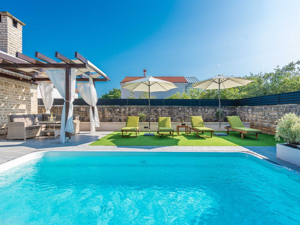 Maison Marcella à Pridraga avec piscine privée - Photo 4
