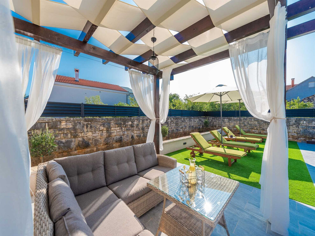 Maison Marcella à Pridraga avec piscine privée - Photo 10