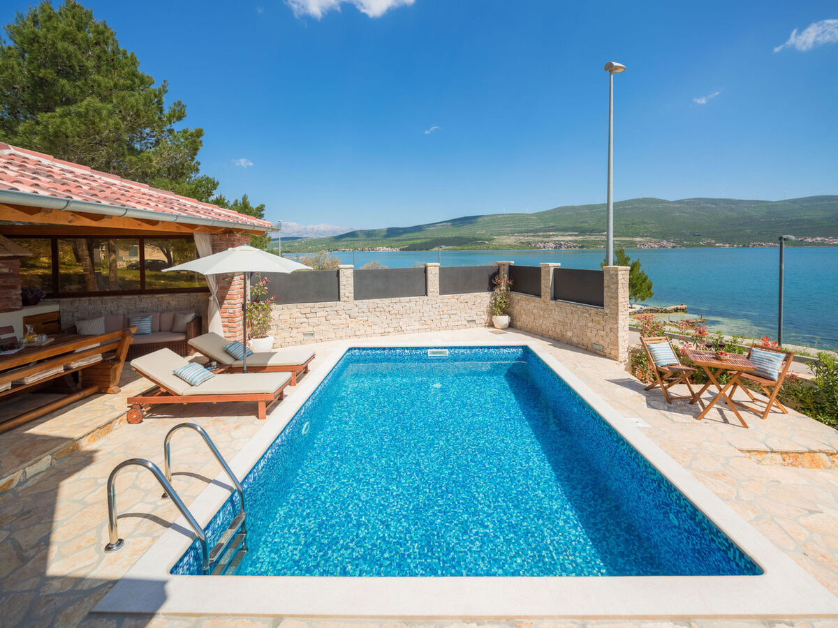 Villa Noa à Pridraga : piscine chauffée & vue mer - Photo 4