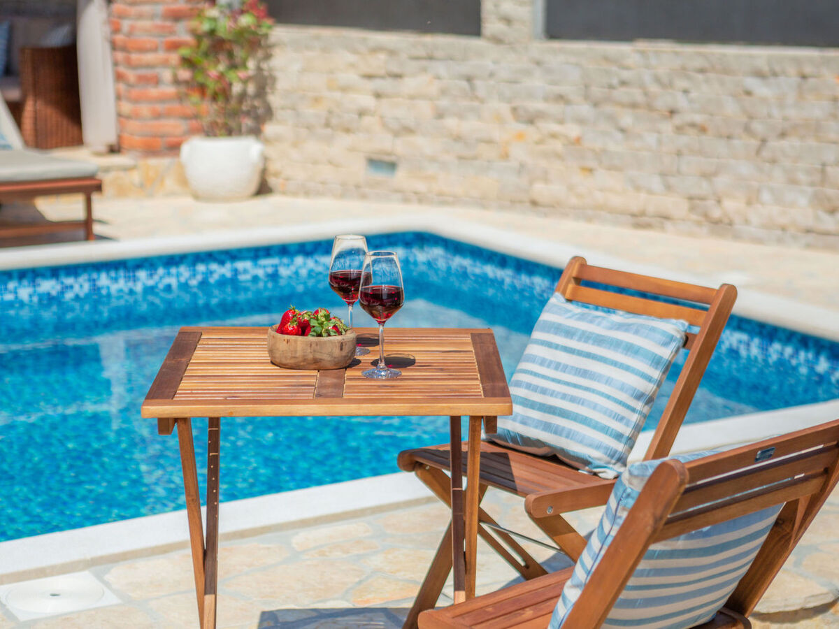 Villa Noa à Pridraga : piscine chauffée & vue mer - Photo 7