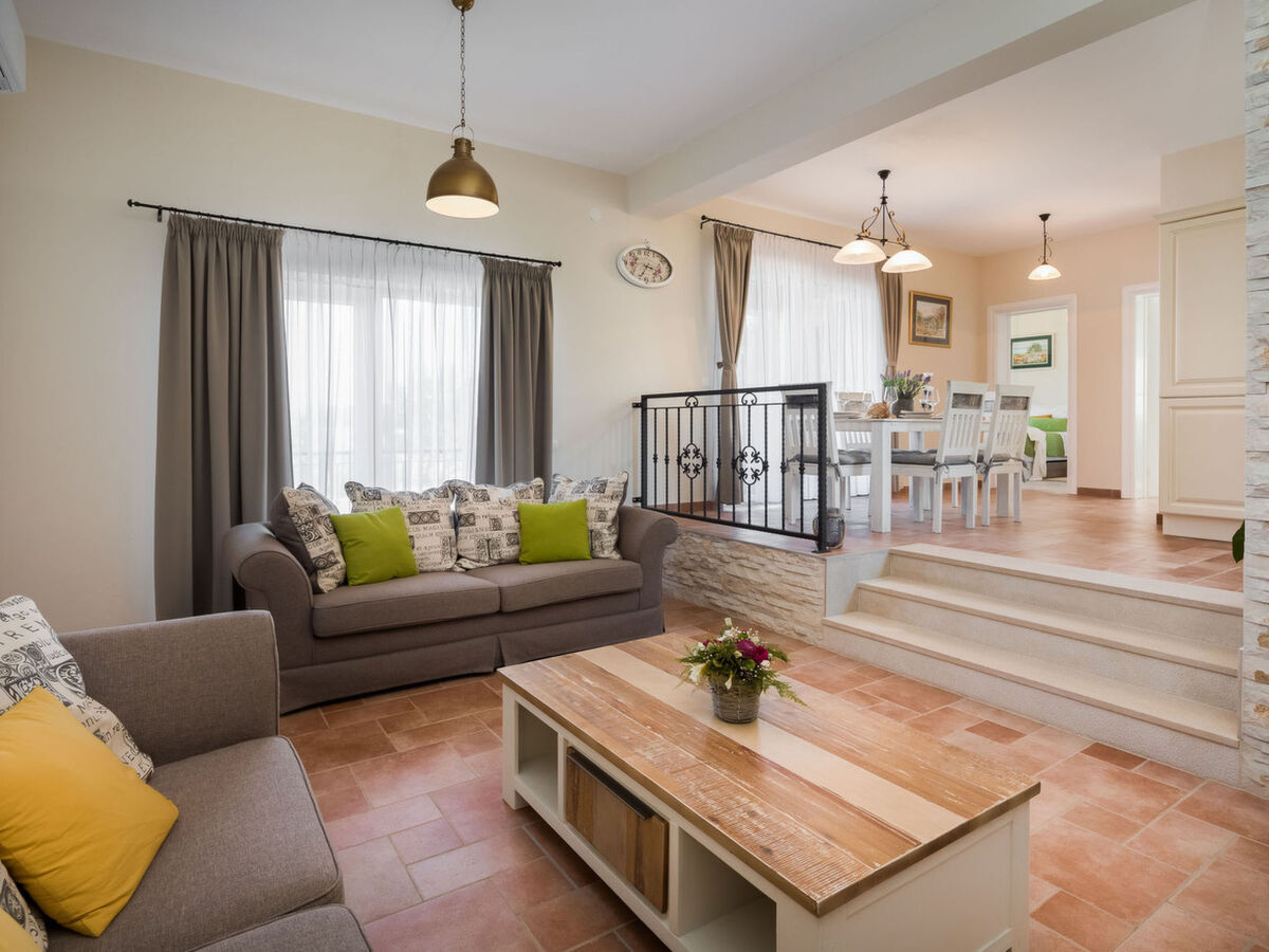 Villa Noa à Pridraga : piscine chauffée & vue mer - Photo 18
