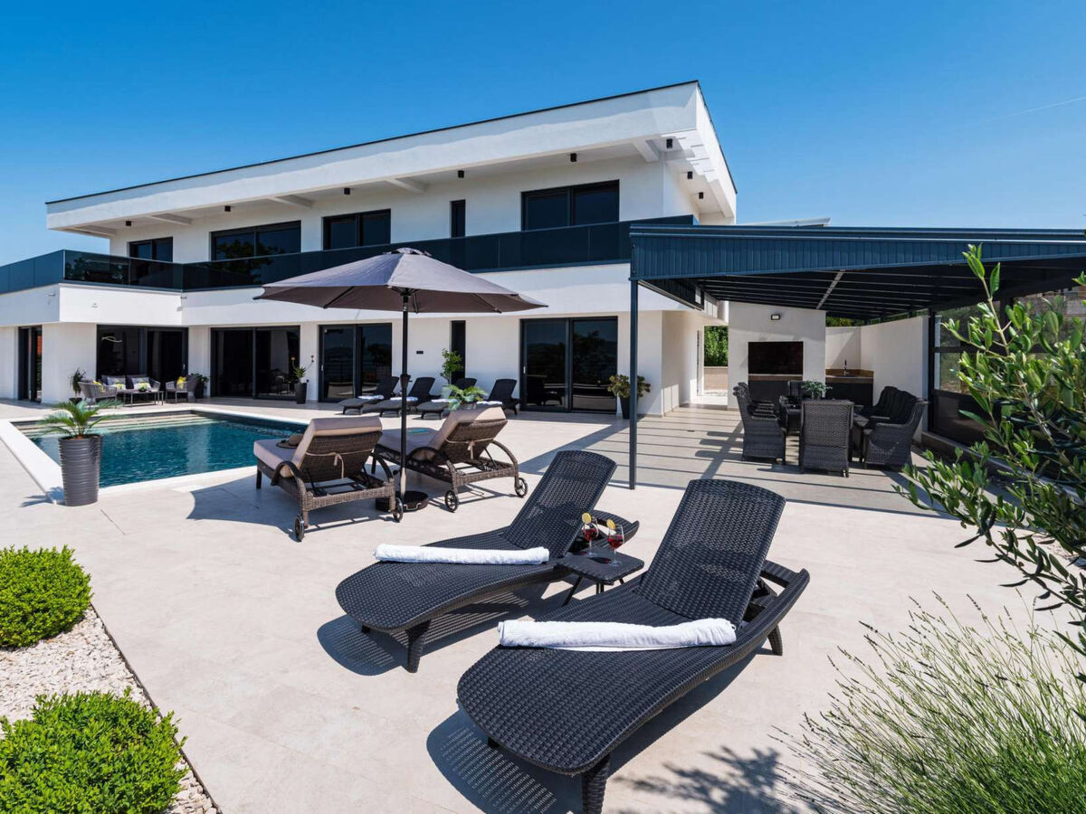 Villa Royal Hill – 4 chambres, piscine chauffée à Rovanjska - Photo 9