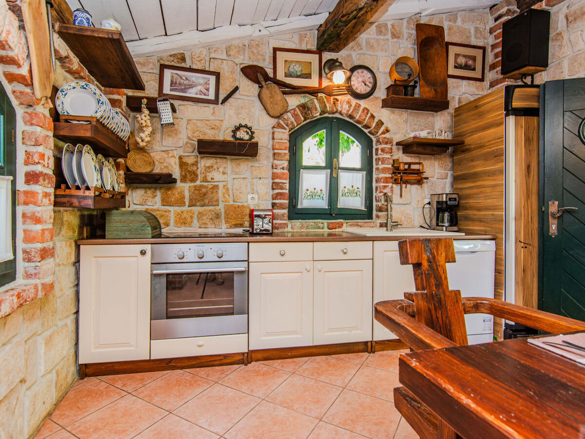Villa Verde : 4 chambres, piscine privée à Rovanjska - Photo 21