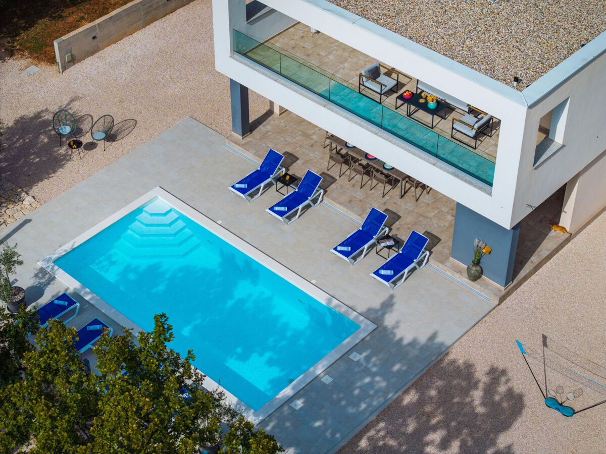 Villa Deep Green – Piscine privée et vue mer à Rovanjska - Photo 2