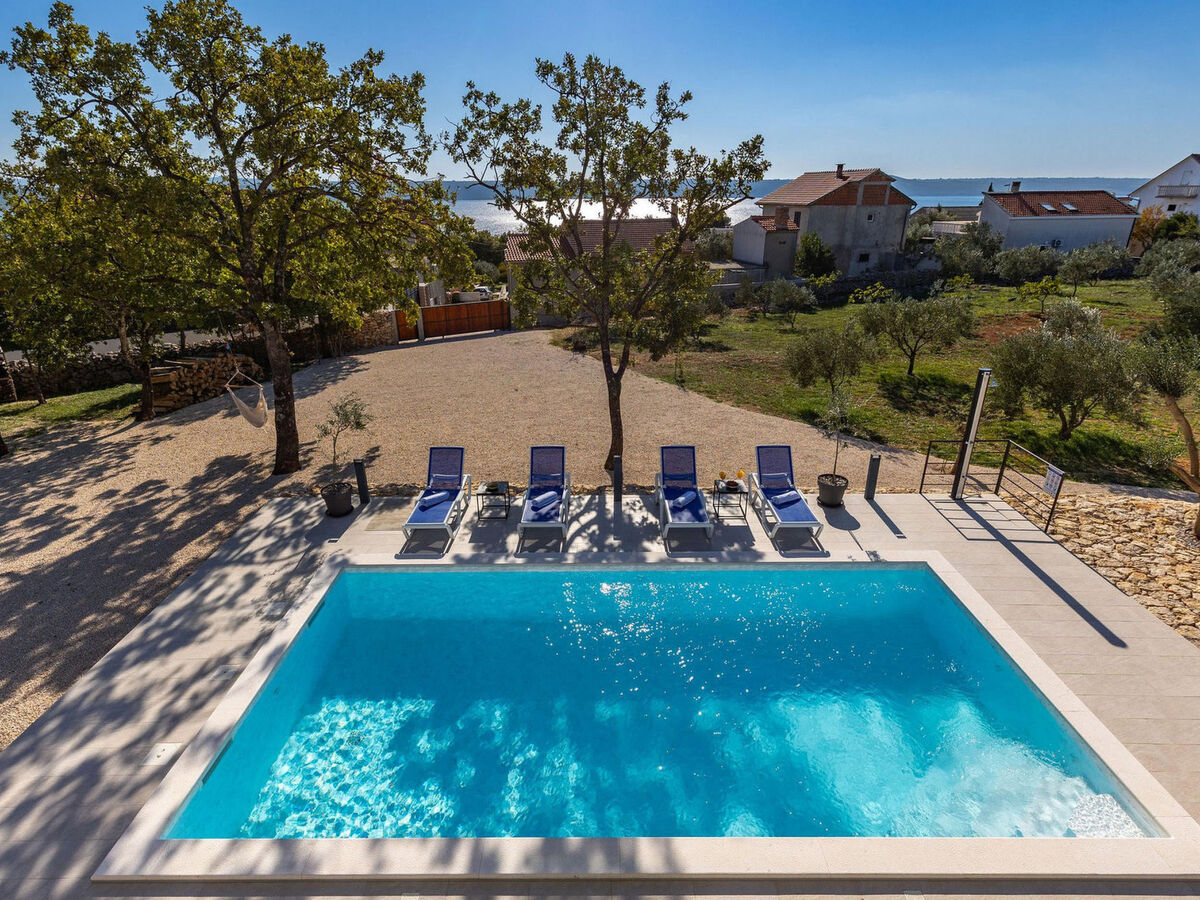 Villa Deep Green – Piscine privée et vue mer à Rovanjska - Photo 11