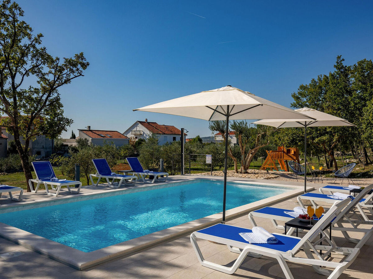 Villa Deep Green – Piscine privée et vue mer à Rovanjska - Photo 12