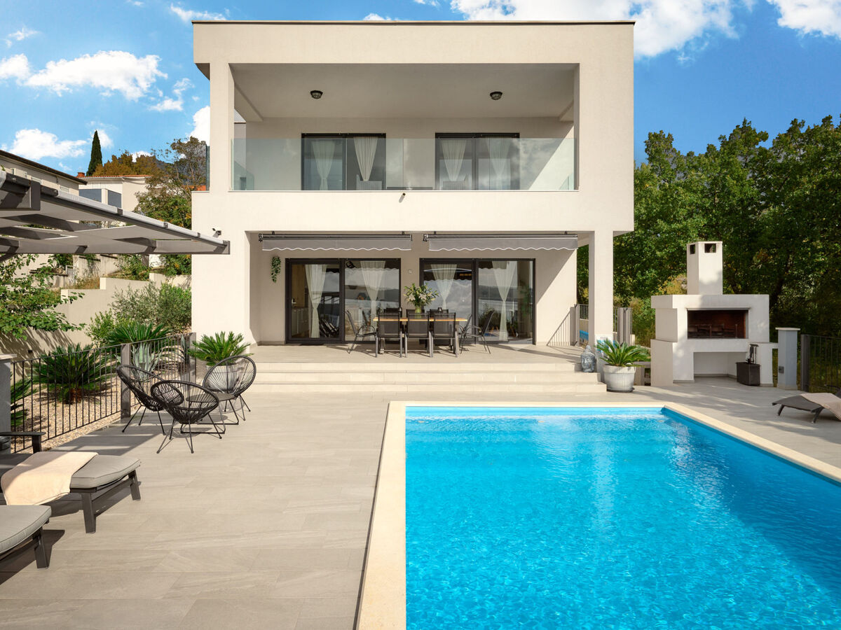 Villa Katharina à Rovanjska : 4 chambres, piscine privée, plage à 70m - Photo 3