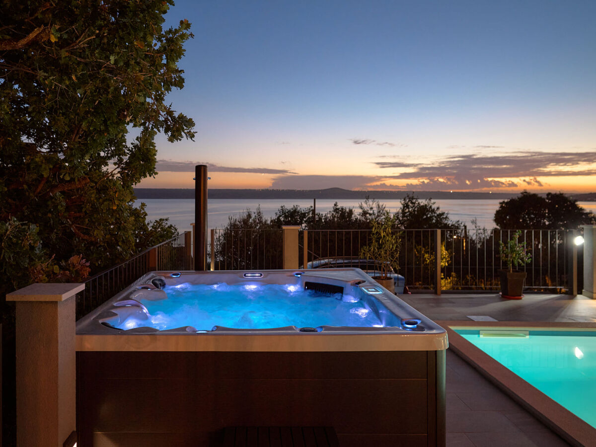 Villa Katharina à Rovanjska : 4 chambres, piscine privée, plage à 70m - Photo 13