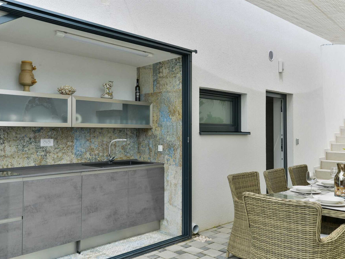 Villa Michele, 4 chambres avec piscine privée à Rovanjska - Photo 13