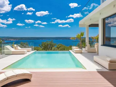 Villa Michele, 4 chambres avec piscine privée à Rovanjska
