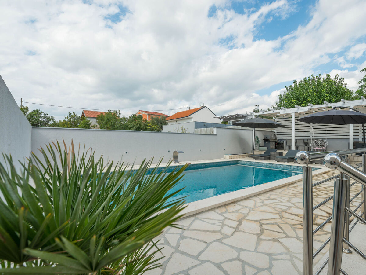 Maison Viktoria avec piscine privée à Rovanjska - Photo 7