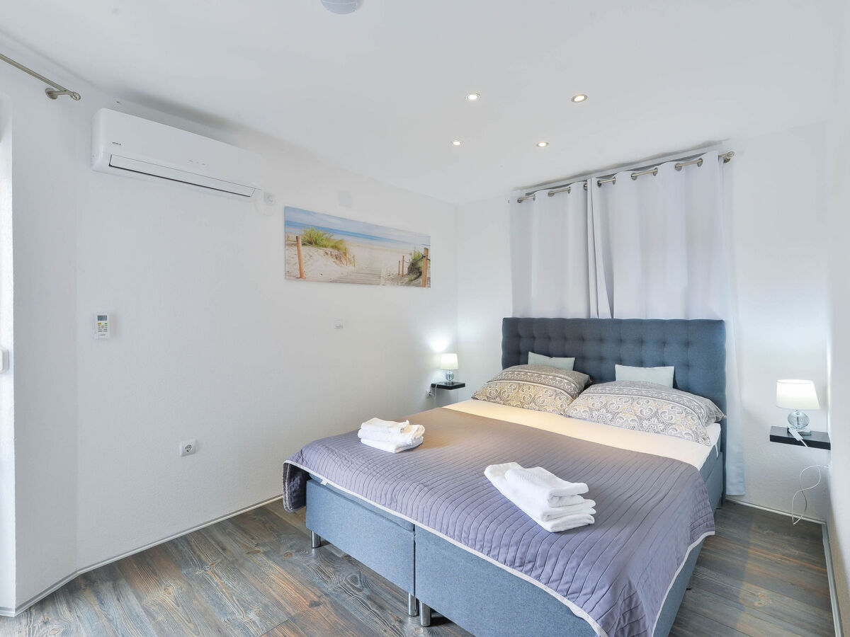 Maison Viktoria avec piscine privée à Rovanjska - Photo 20