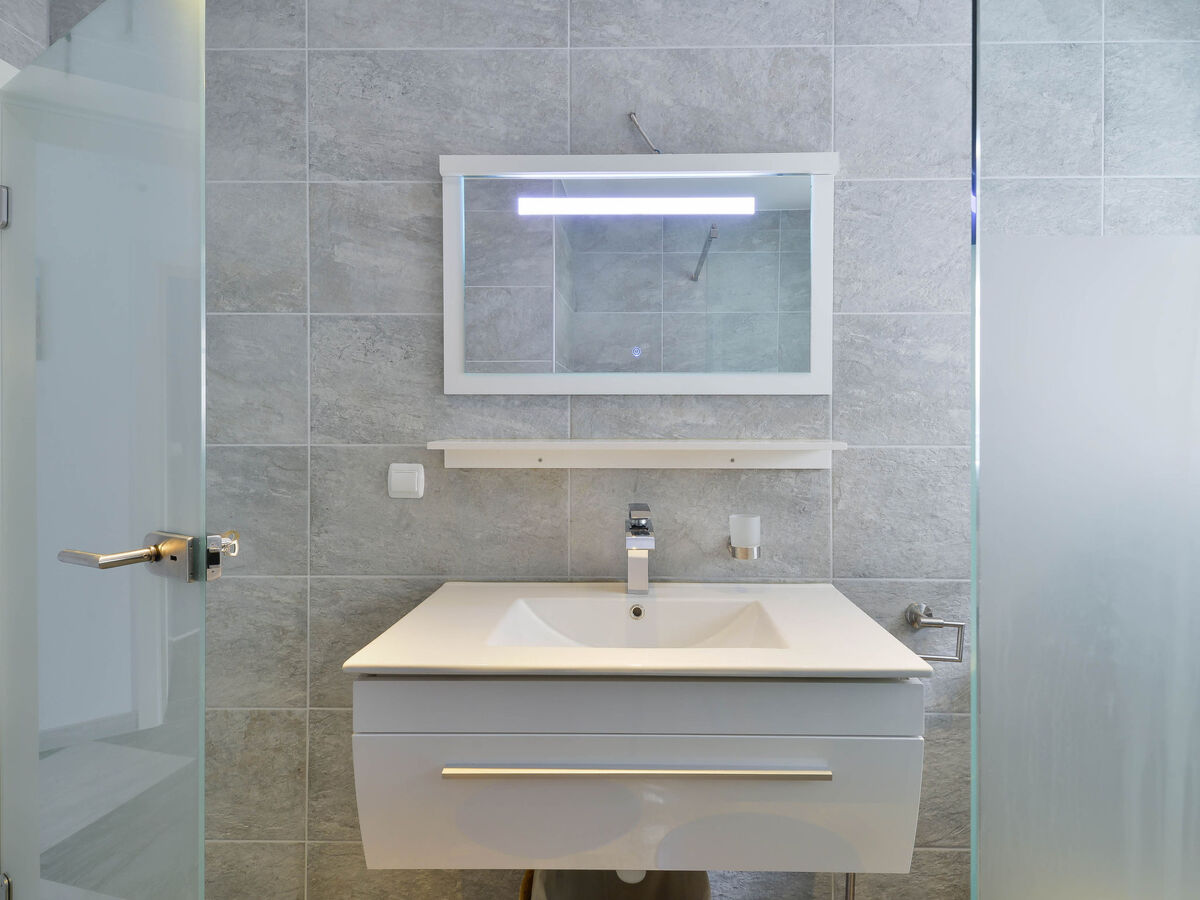 Maison Viktoria avec piscine privée à Rovanjska - Photo 24