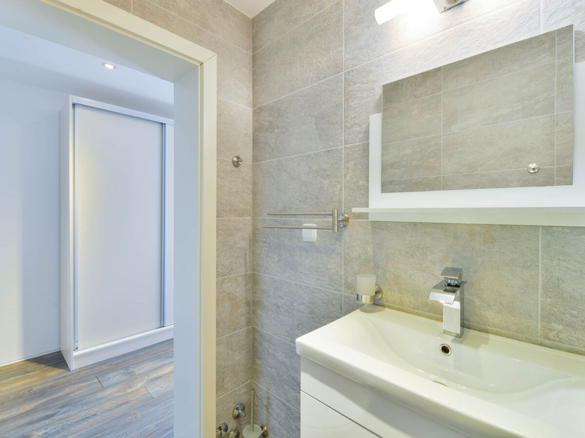 Maison Viktoria avec piscine privée à Rovanjska - Photo 25