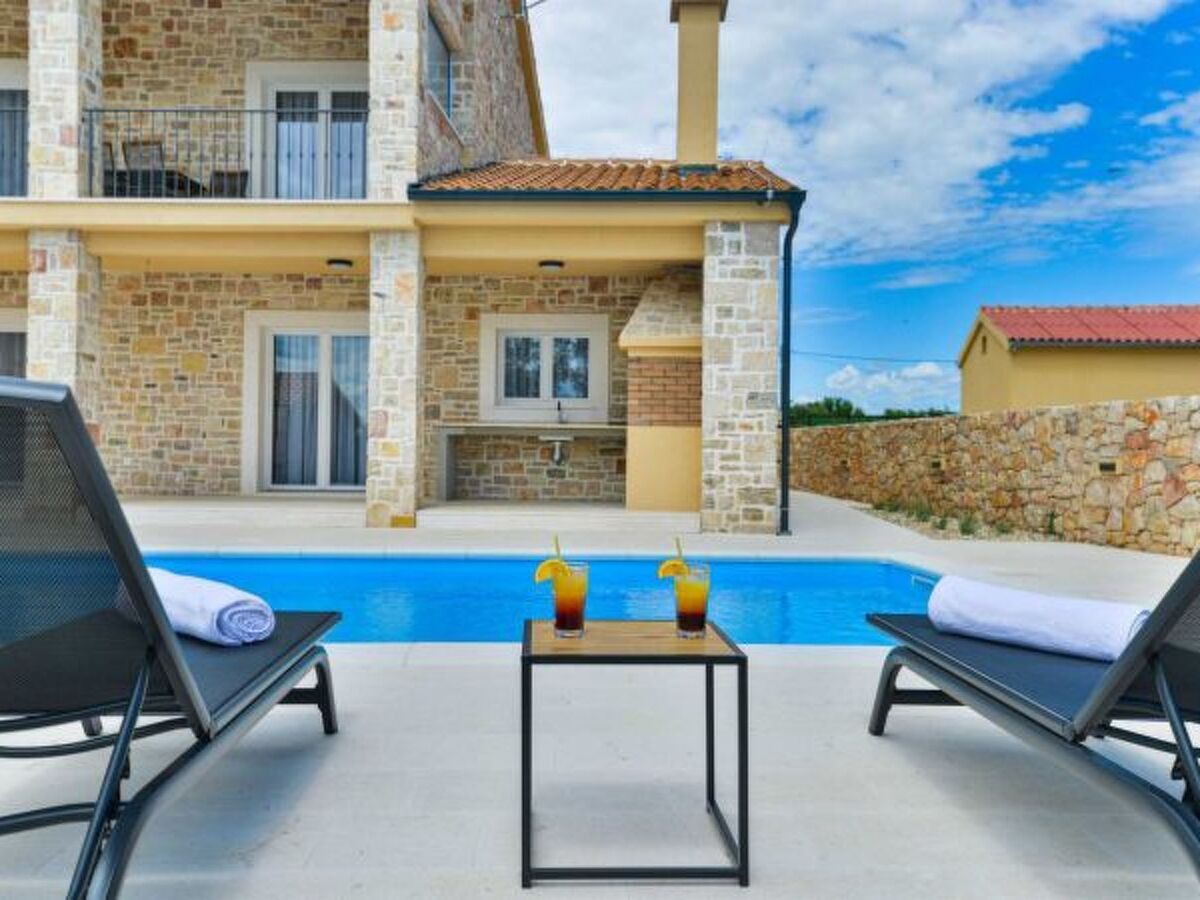 Villa Stone Banovi à Vinjerac, piscine chauffée - Photo 28