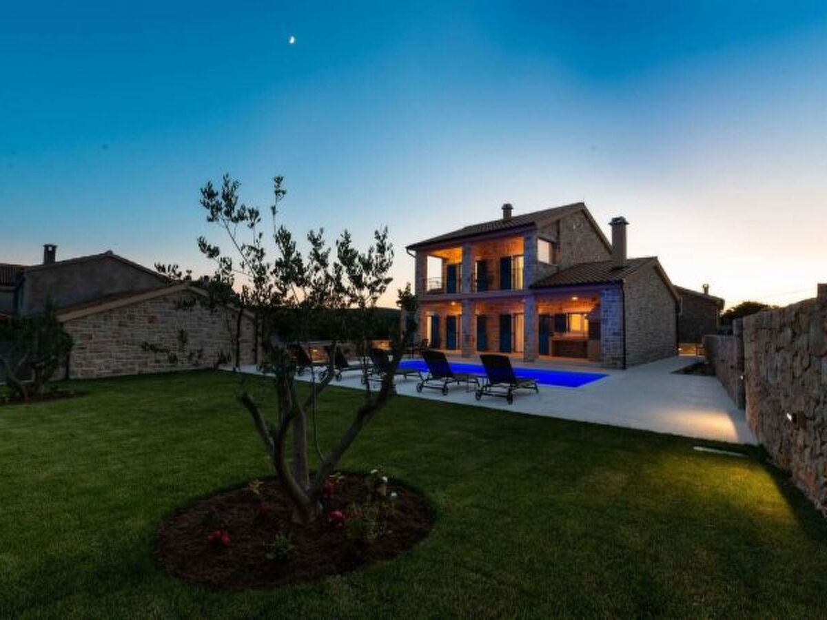 Villa Stone Banovi à Vinjerac, piscine chauffée - Photo 35