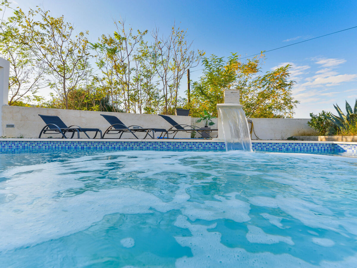 Villa Anna à Vinjerac : piscine privée et vue mer - Photo 8