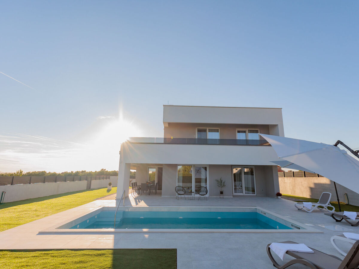Villa Marea à Vrsi : 3 chambres, piscine privée, 8 pers. - Photo 3