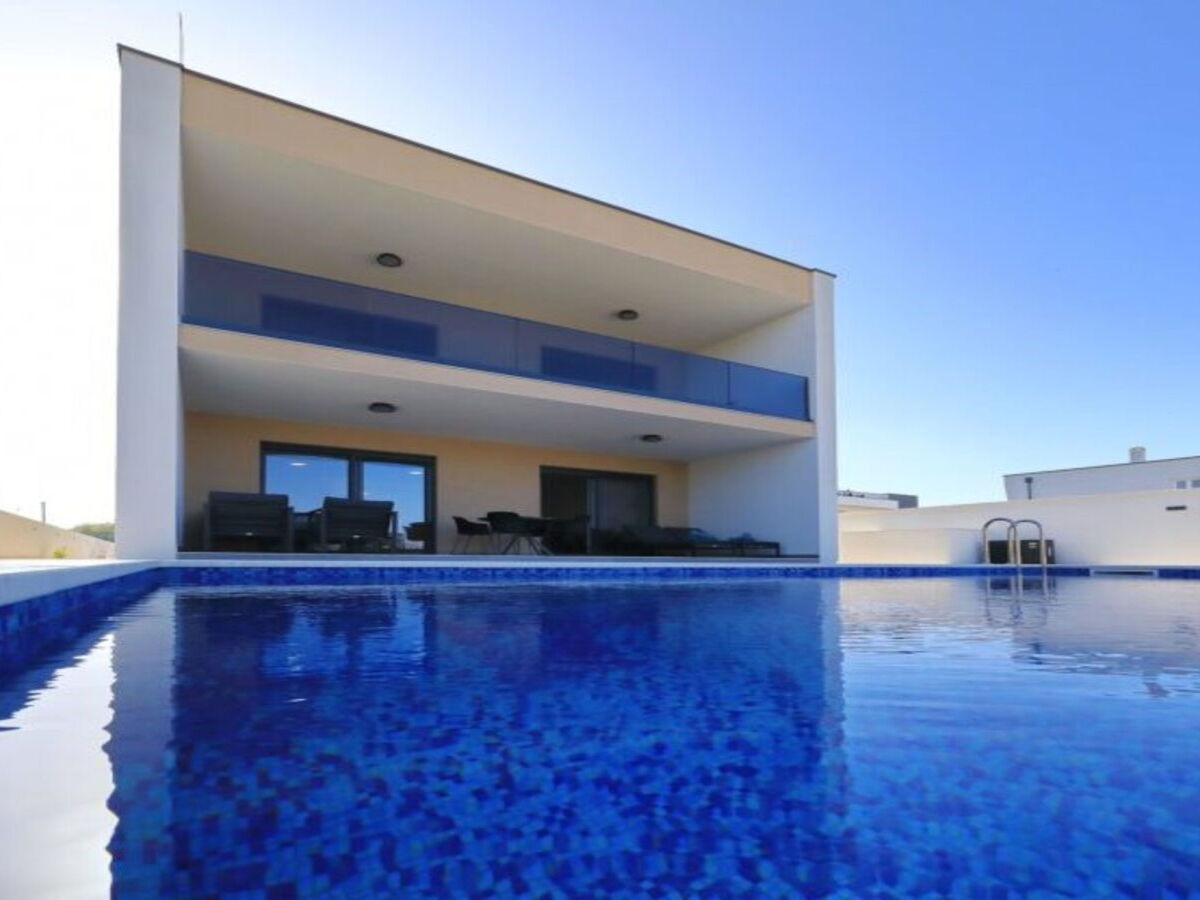 Villa Good Vibes with heated pool à Vrsi - Photo 2
