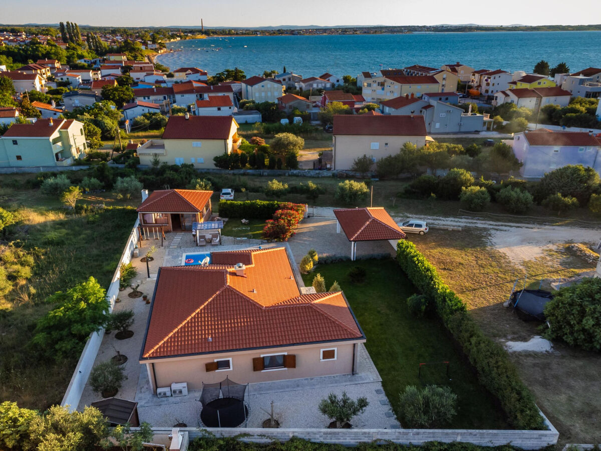 Maison Beti avec piscine chauffée à Vrsi - Photo 2
