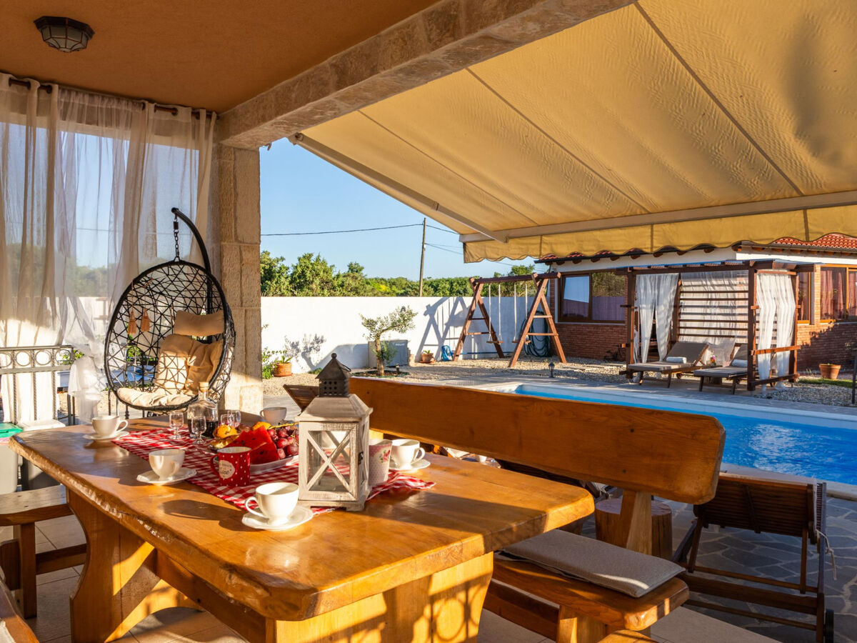 Maison Beti avec piscine chauffée à Vrsi - Photo 11