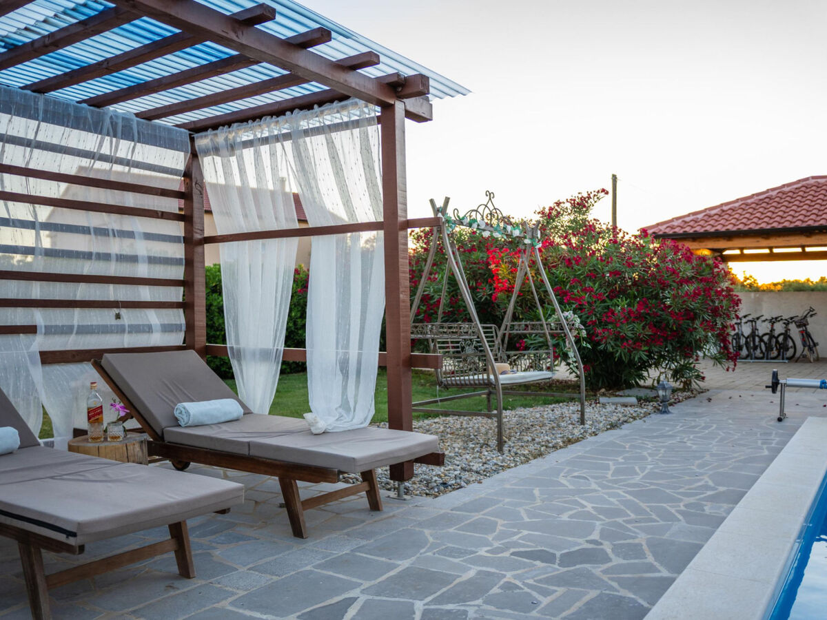 Maison Beti avec piscine chauffée à Vrsi - Photo 16