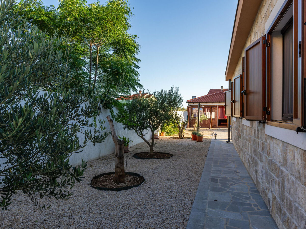 Maison Beti avec piscine chauffée à Vrsi - Photo 75